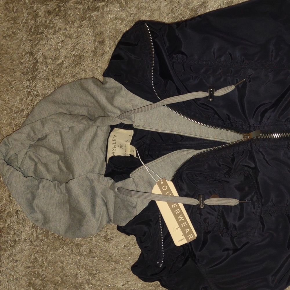 Outdoor jacket